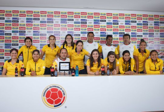 El machismo y la corrupción amenazan al fútbol femenino en Colombia